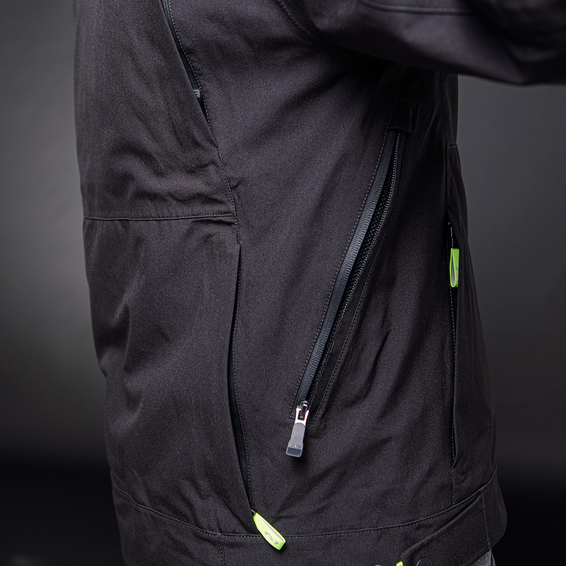 1 C Side & Back ventilation system